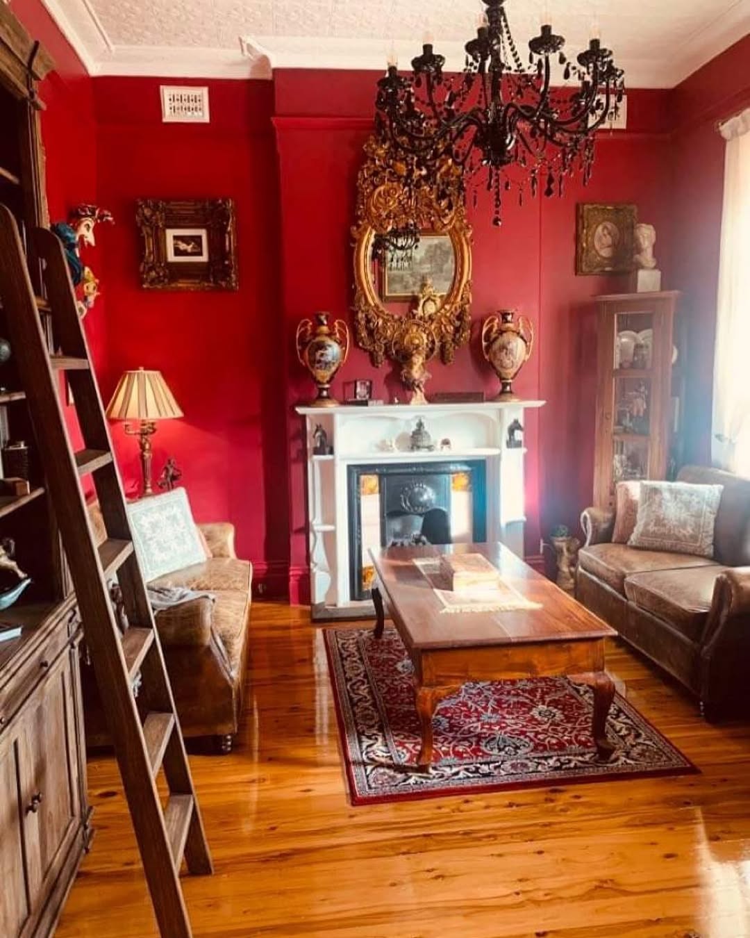 Before and after of the library. eurekastreetfurniture (bookshelf) redschoosecolour (decor) dirtyjan