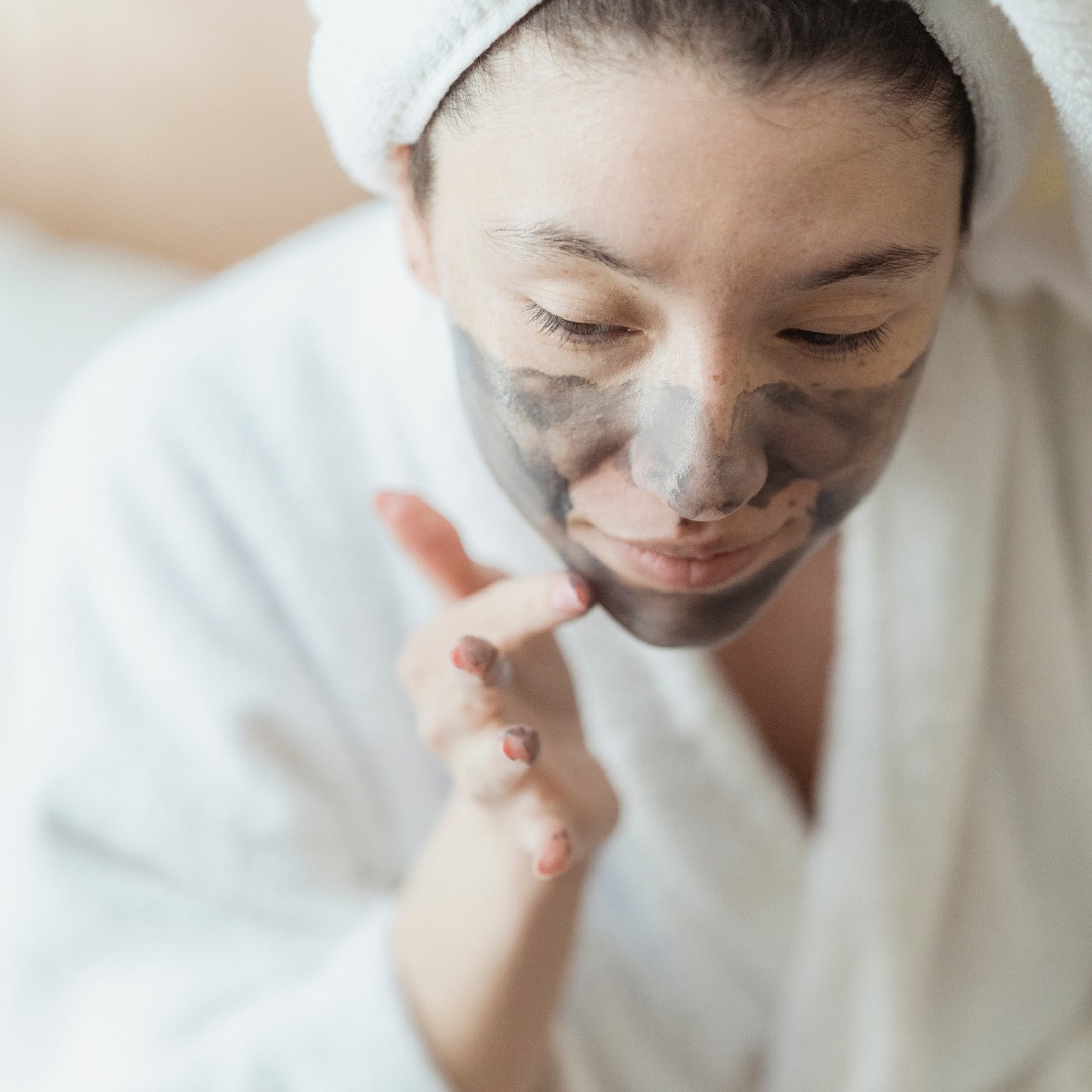 Peau luisante, irritée ou sujette aux rougeurs après l’exposition au soleil?
TerreusMasque est formu
