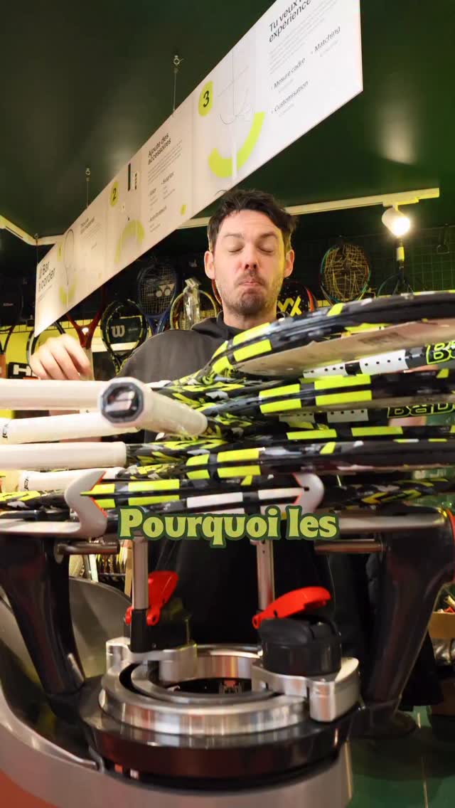 Pourquoi les joueurs pros ont autant de raquettes ? 👇

Tu l’as sûrement remarqué, les pros avec leu