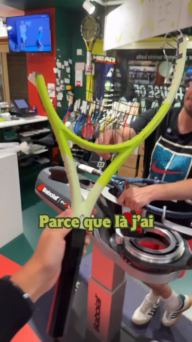 Comment savoir si ta raquette arrive en fin de vie ? 👇

Yohann t’explique comme repérer les quelque