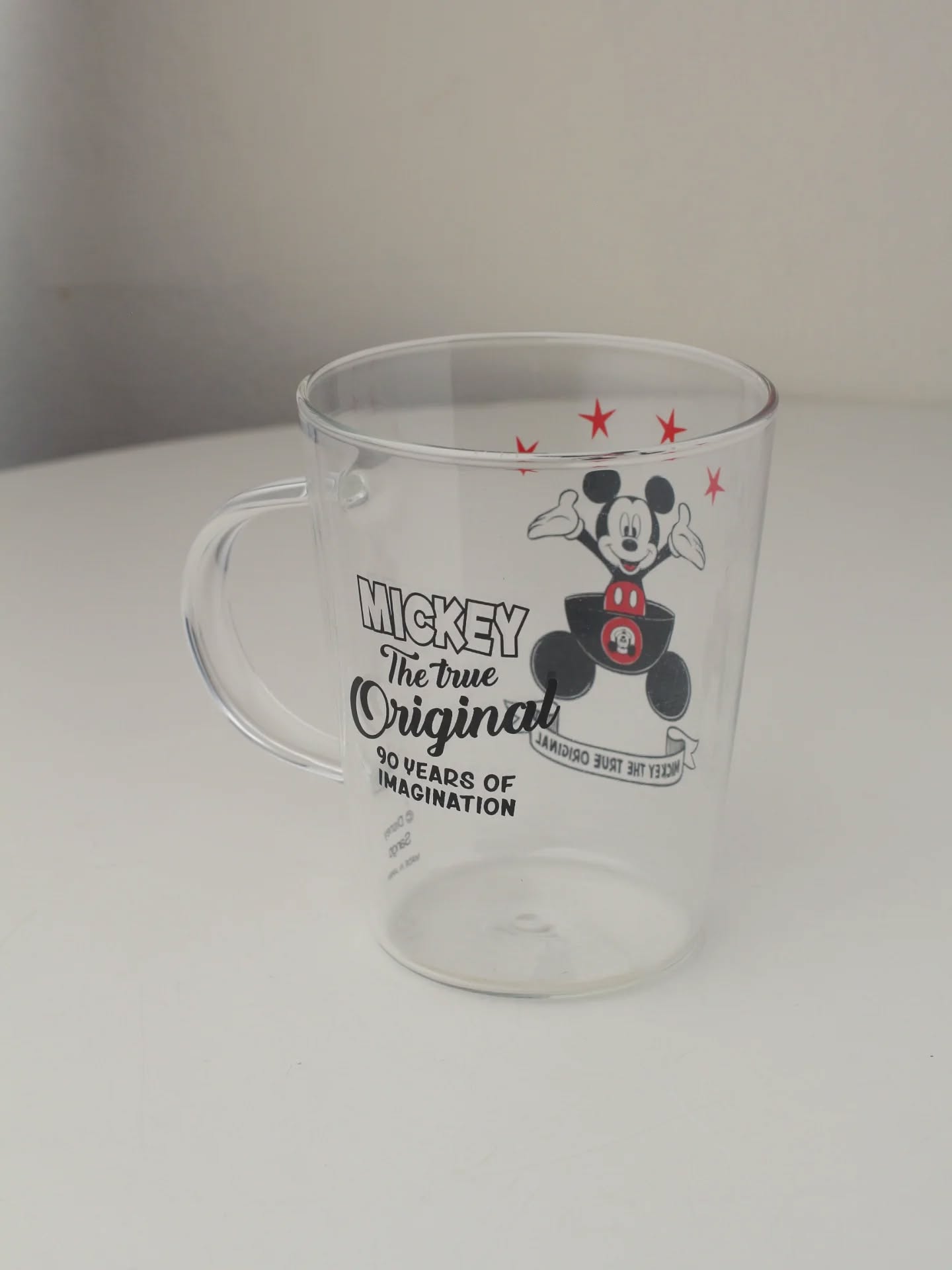 แก้วใสเนื้อบางเบา \nสกรีนลาย #mickeythetrueoriginal\n#90yearsofimagination สวยมากกก\nBy #sangojapan 