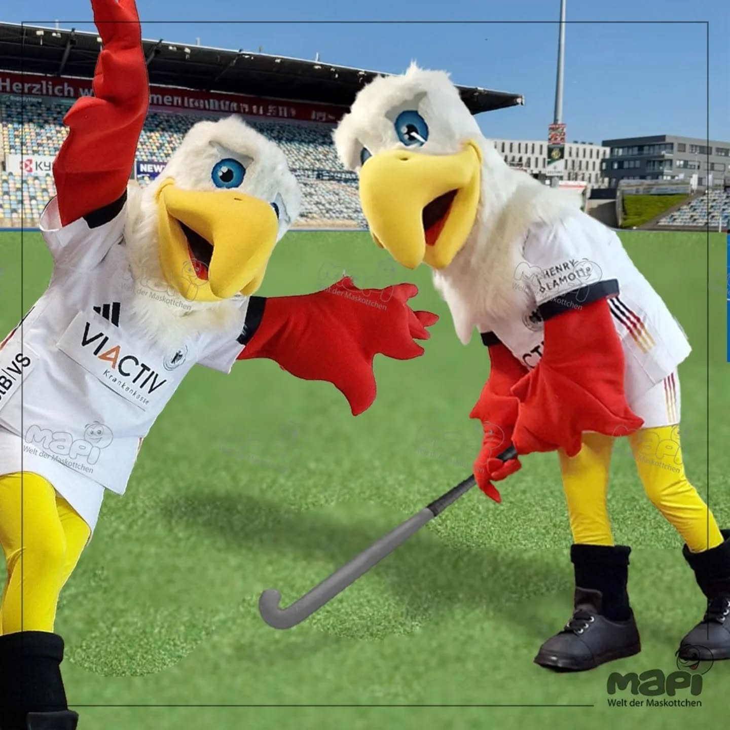 Aggi, das Maskottchen des Deutschen Hockey-Bundes, wurde in unserem Atelier als Schlenzis Freundin k